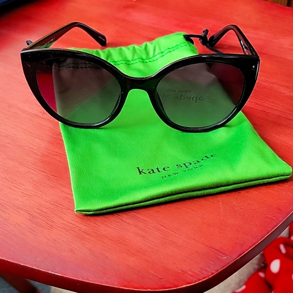 Kate Spade Samanthas Sunglasses